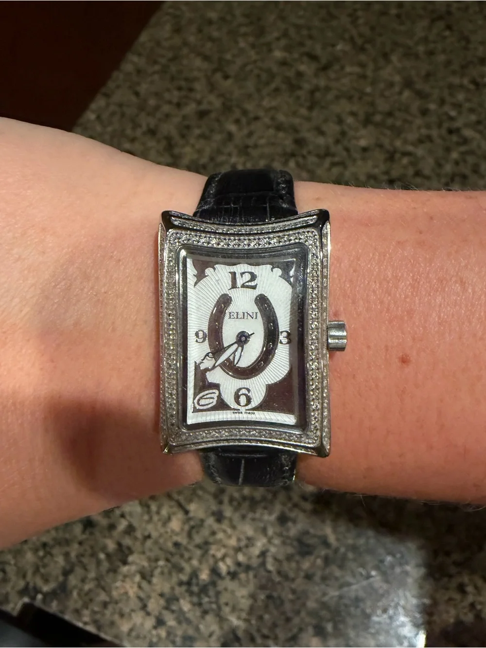 Elini womens lucky horseshoe Black Leather Strap Stainless steel Diamond